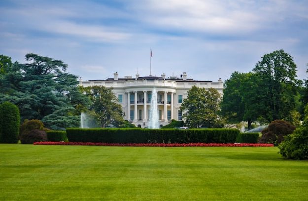 The White House as seen from the south lawn